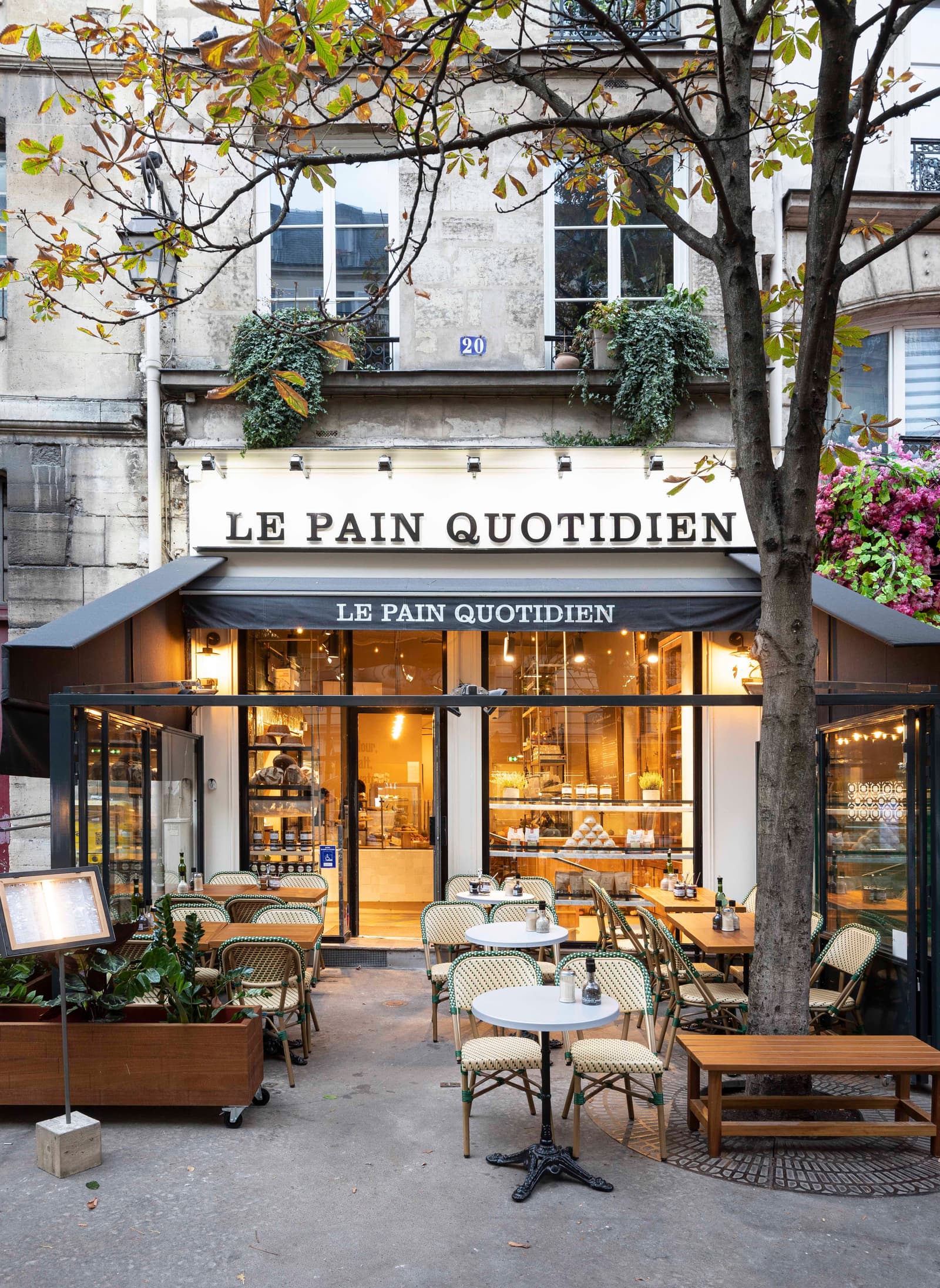 Fábrica de Bares entra na Le Pain Quotidien e mira franquias